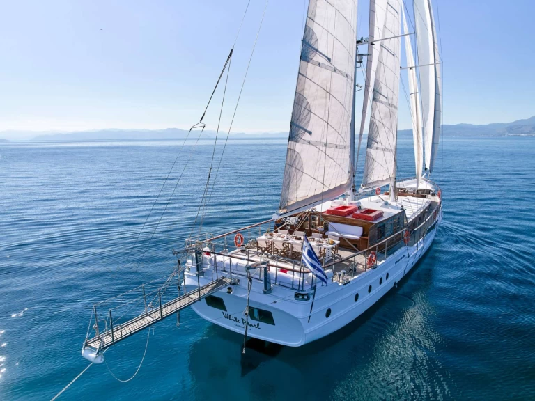 Alquiler de barcos El Pireo barato de WHITE PEARL