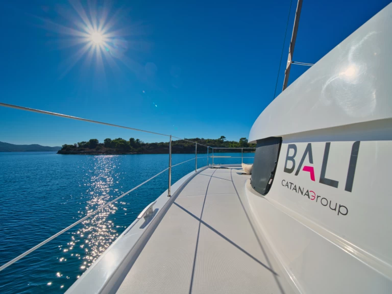 Alquiler de barcos Gouviá barato de Bali Catsmart