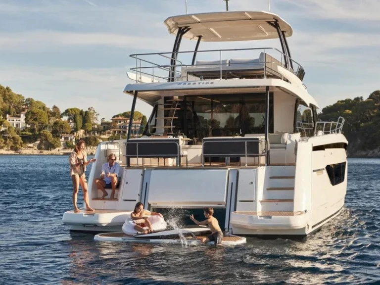 Prestige Prestige M48 de alquiler a Capo d'Orlando