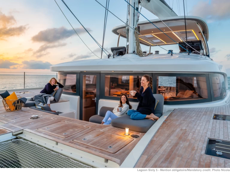 Alquiler de Catamarán, con o sin patrón Lagoon Salerno