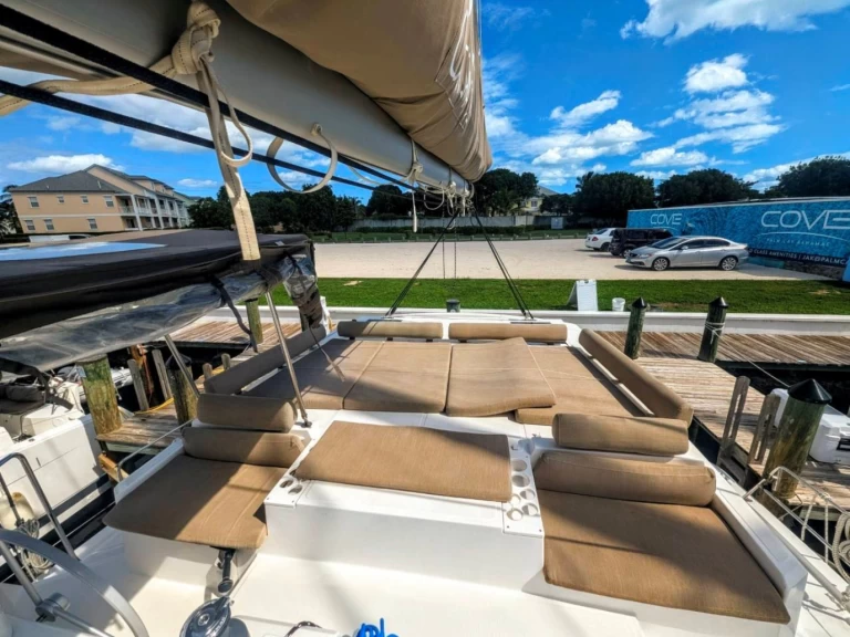 Alquiler de Bali Bali Catspace Voile en Nassau