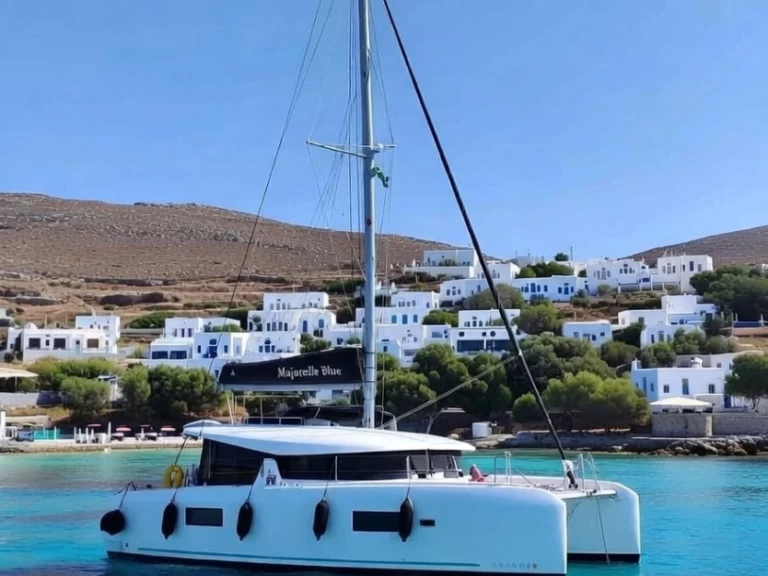 Alquiler Naxos Port - Lagoon Lagoon 42 en SamBoat
