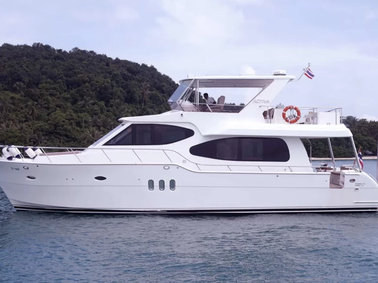 Alquiler Yate de lujo Jawsss con o sin  título de navegación