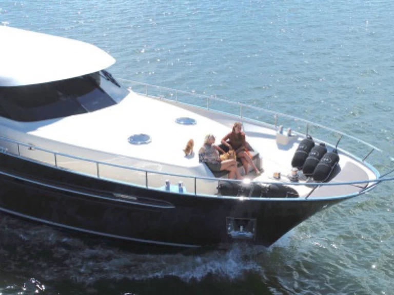 Alquiler de embarcaciones Continental 2200 enLimassol en Samboat