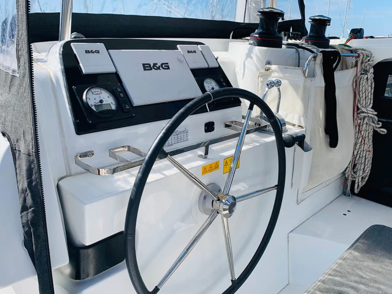 Alquiler de embarcaciones Lagoon Lagoon 42 enÁlimos en Samboat