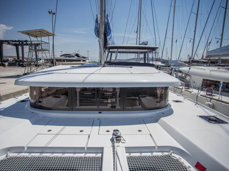 Alquiler de barcos Álimos barato de Lagoon 42