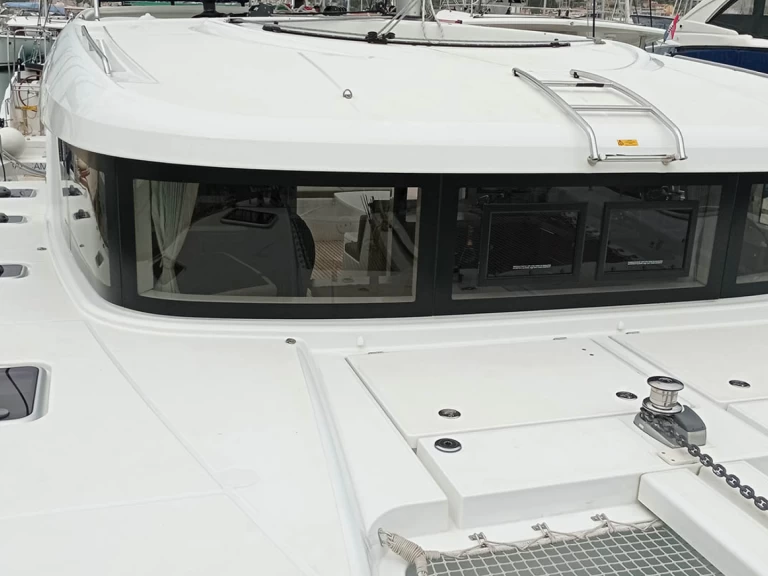 Alquiler de Lagoon Lagoon 40 en Álimos