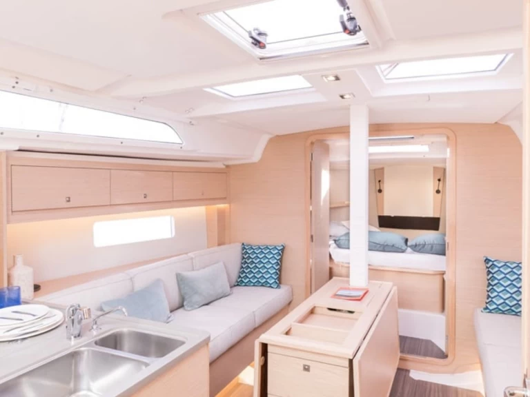 Alquiler Velero Dufour con o sin  título de navegación