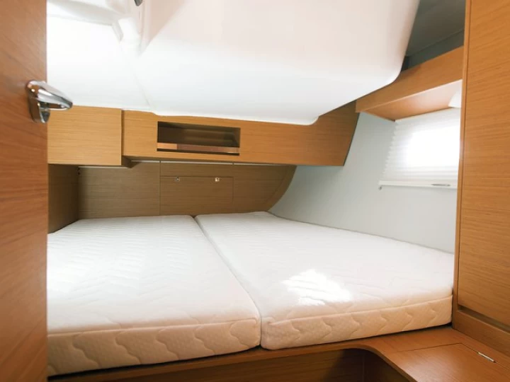 Alquiler de Dufour Dufour 390 GL en Procida