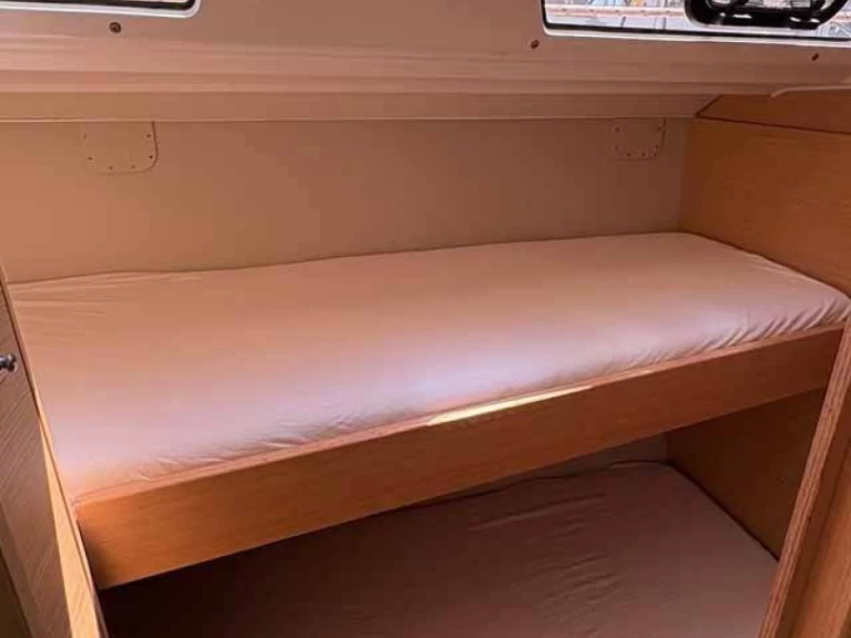 Alquiler de barcos Cagliari barato de Dufour 430 Grand Large