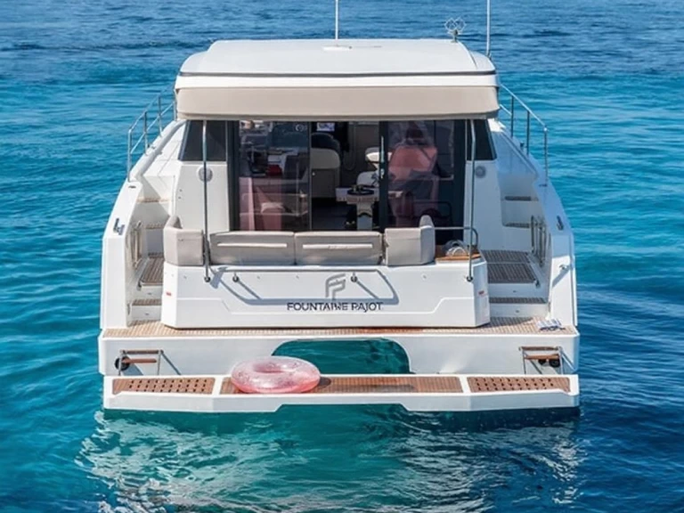 Alquiler Catamarán Fountaine Pajot con o sin  título de navegación