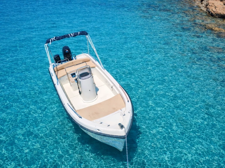 Alquiler Lancha Funboat con o sin  título de navegación