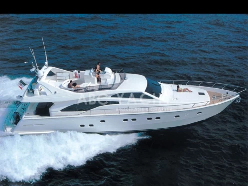 Alquiler de embarcaciones Ferretti 68 aniversary enMarbella en Samboat