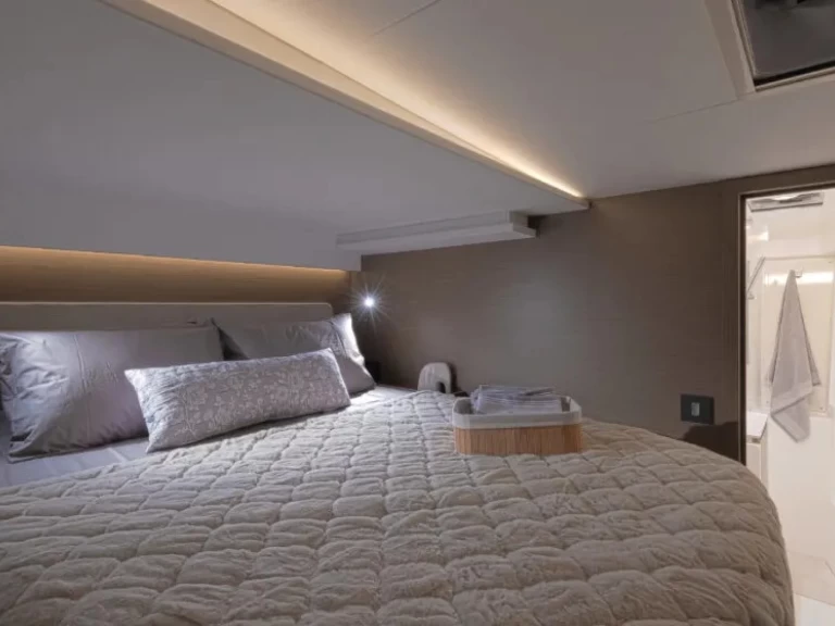 Catamarán para alquilar Eden Island al mejor precio