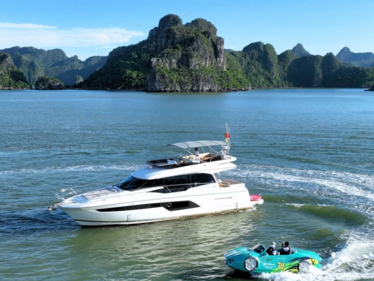 Alquiler de Prestige Prestige 520 Fly en Hạ Long