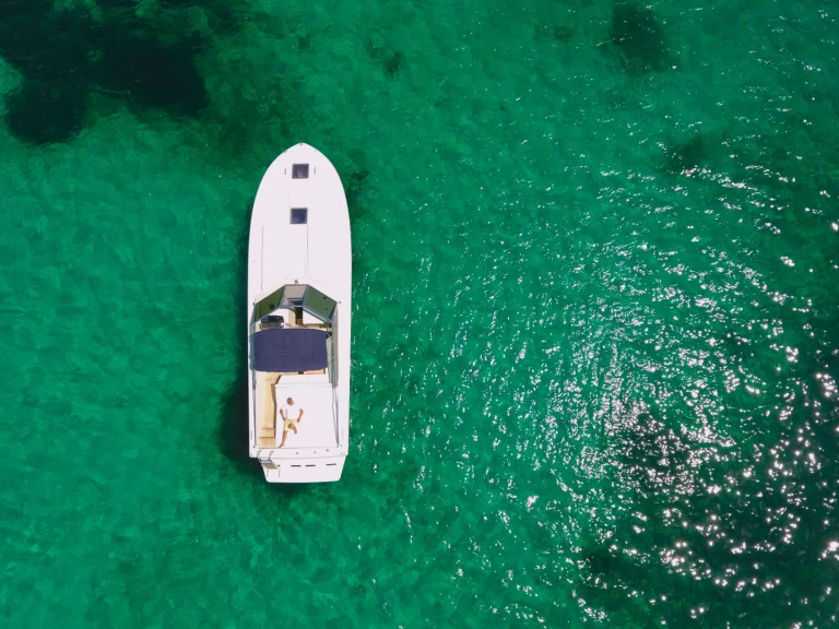 Alquiler de embarcaciones Itama Itama 38 enPorto Rotondo en Samboat