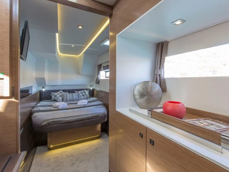 Alquiler de Catamarán, con o sin patrón Fountaine Pajot Lisboa