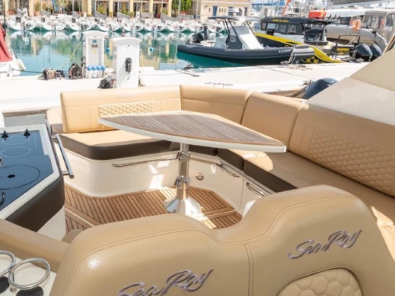 Alquiler Ayia Napa - Sea Ray Sundancer 320 en SamBoat