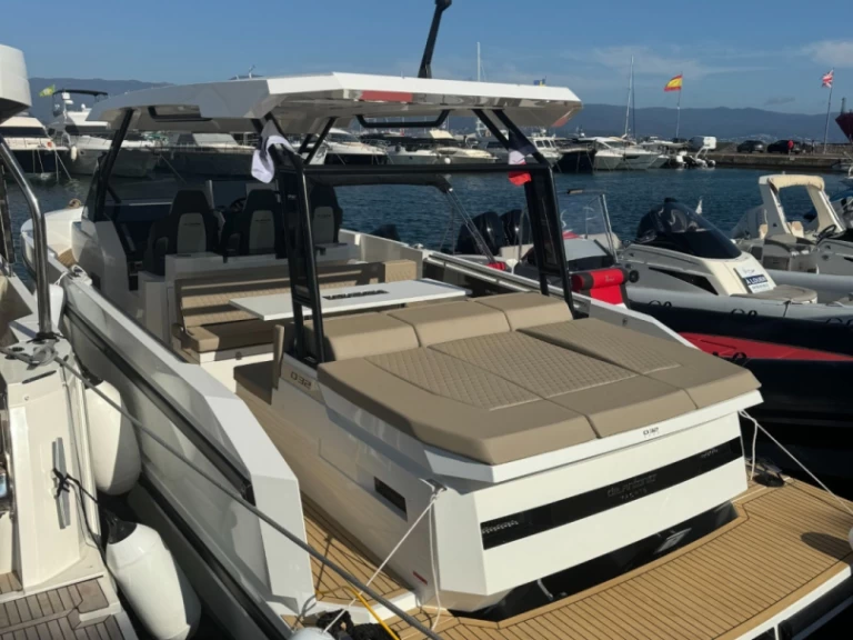 Alquiler Ajaccio - DE ANTONIO Yachts D33 CRUISER en SamBoat