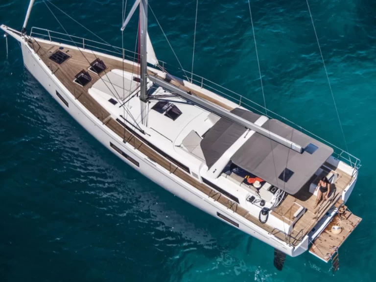 Alquiler de Bénéteau Oceanis 54 en Sant Antoni de Portmany