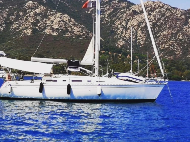 Alquiler Velero Jeanneau con o sin  título de navegación