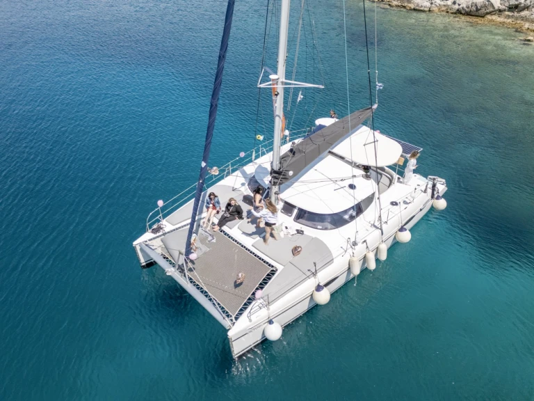 Alquiler de Fountaine Pajot Lavezzi 40 en Sithonia