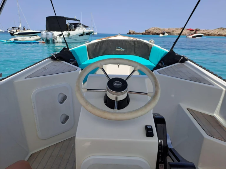 Lancha para alquilar Málaga al mejor precio