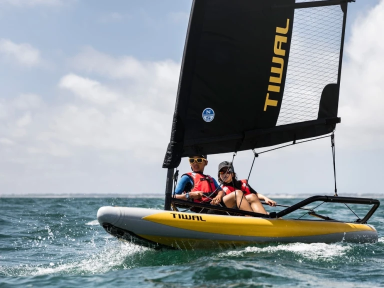 Alquiler de barcos Carnac barato de TIWAL 3.2