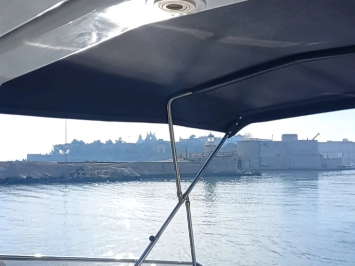 Alquiler de Mochi Craft 47 en Bisceglie