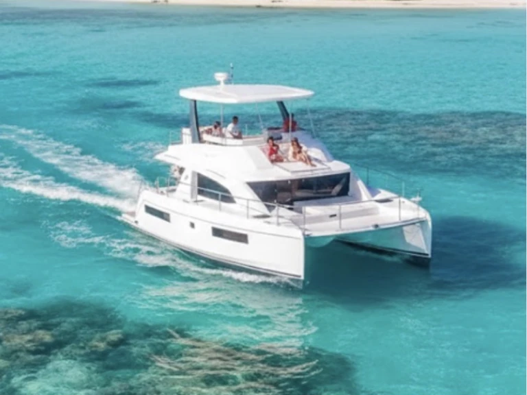 Alquiler de embarcaciones Leopard Leopard 43 Powercat enMiami en Samboat