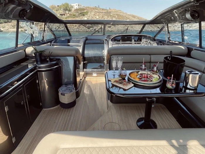 Alquiler Yate de lujo en Mykonos (Ciudad) - Sunseeker 68 Custom 