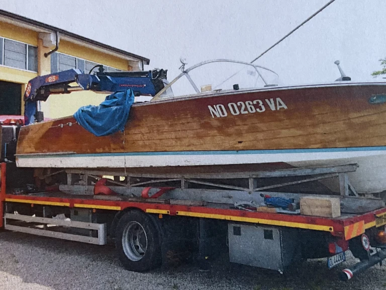 Lancha para alquilar Kreisfreie Stadt Potsdam al mejor precio