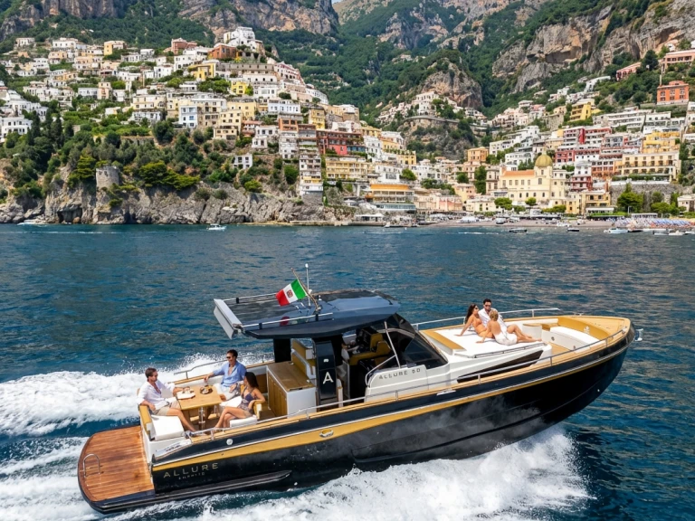 Alquiler de Allure 38 en Sorrento