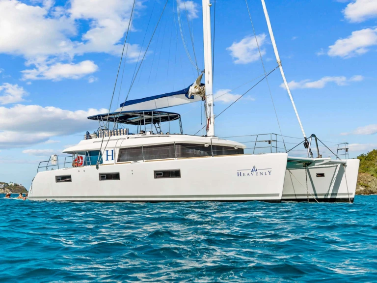 Alquiler de embarcaciones Lagoon HEAVENLY enSan Martín en Samboat