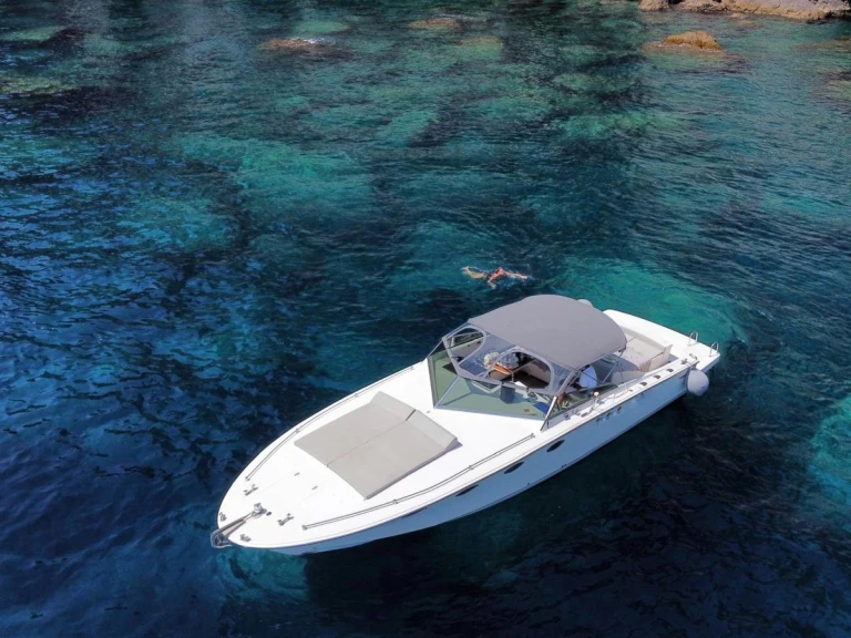 Alquiler de barcos Portofino barato de Tornado 38