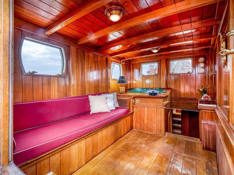 Alquiler de Schooner O'Remington  en Cannes