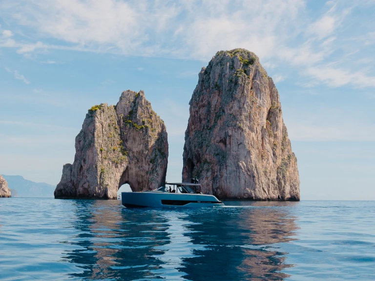 Cranchi A 46 Luxury Tender de alquiler a Sorrento