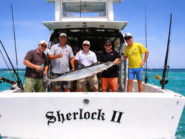 Alquiler Lancha Custom con o sin  título de navegación