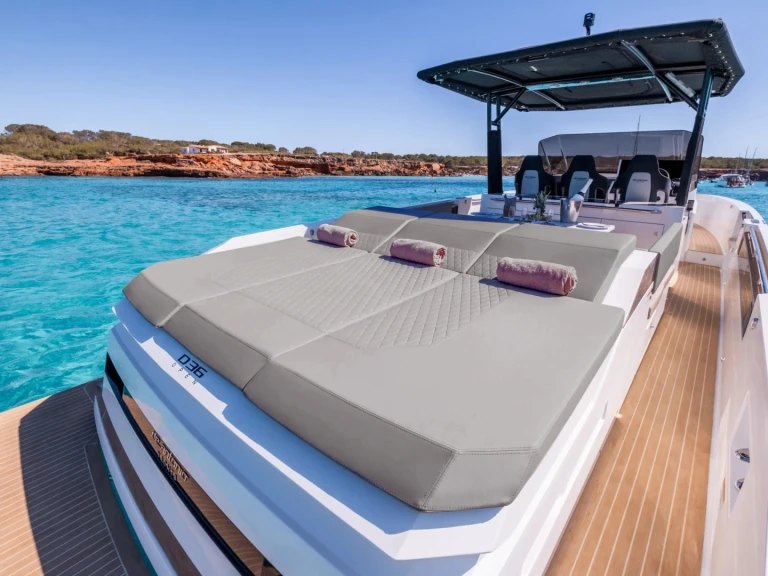 Alquiler de embarcaciones De Antonio d36 enAlyki en Samboat