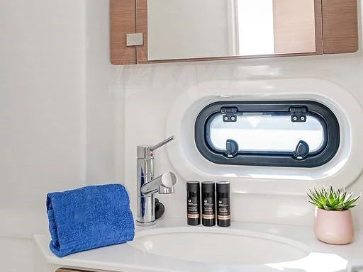 Catamarán para alquilar Préveza al mejor precio