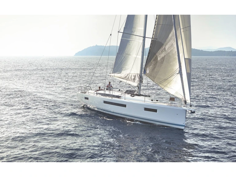 Alquiler de embarcaciones Jeanneau Sun Odyssey 440 enKeramotí en Samboat