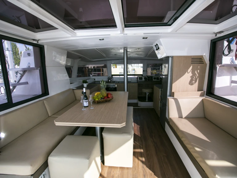 Alquiler de Catamarán, con o sin patrón Bali Plataniás