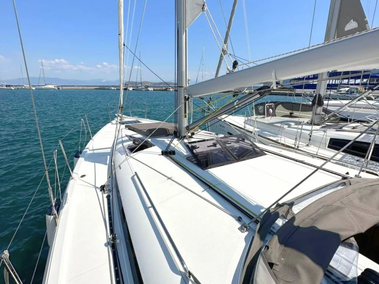 Jeanneau Sun Odyssey 440 de alquiler a Skiathos