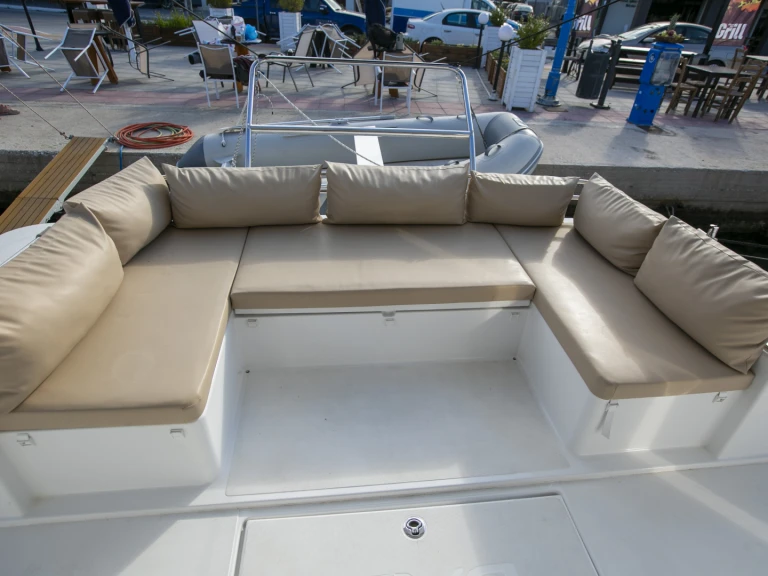 Alquiler de barcos Plataniás barato de Bali 4.3