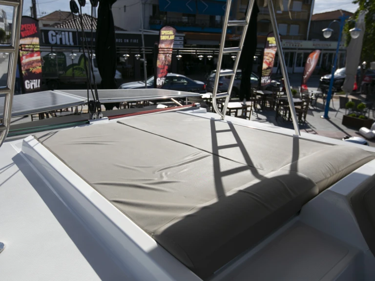 Alquiler de Catamarán, con o sin patrón Bali Plataniás