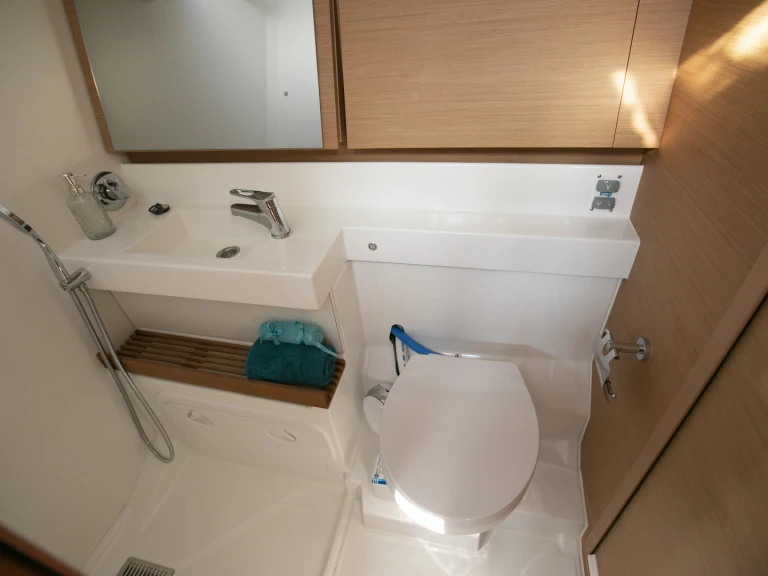 Alquiler de Jeanneau Sun Odyssey 440 en Plataniás