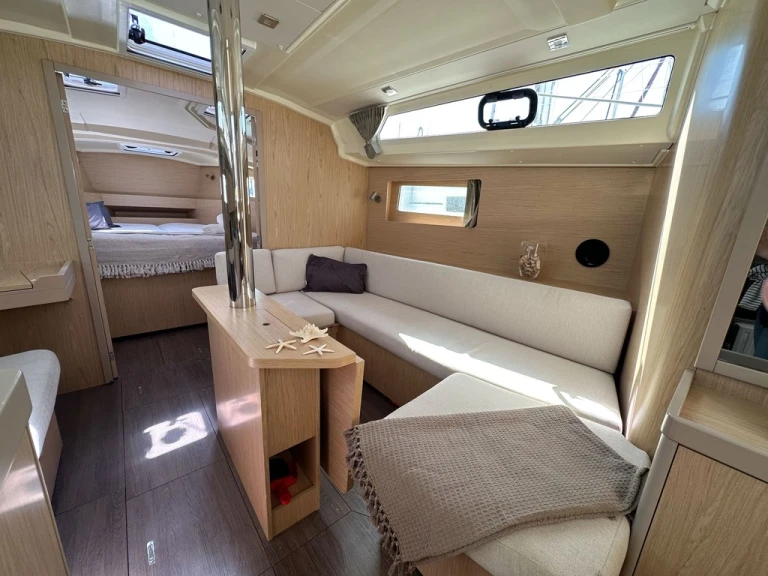 Alquiler de Bénéteau Oceanis 41.1 en Cambrils