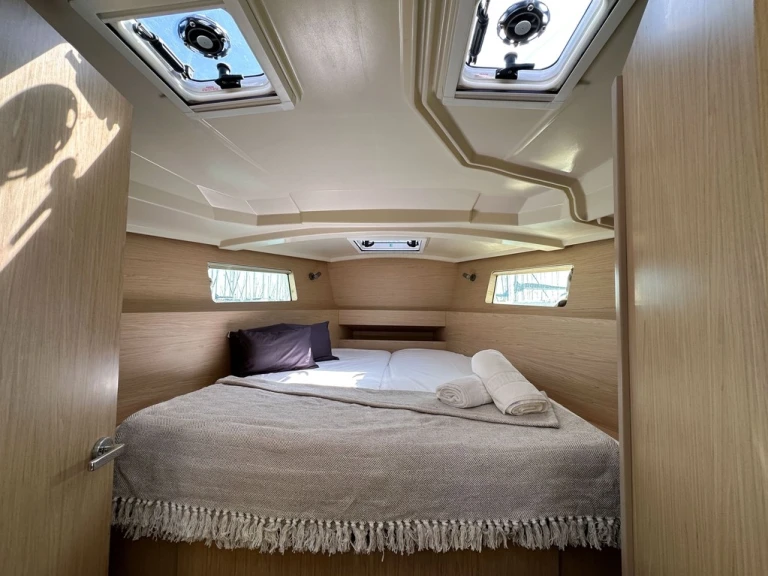 Alquiler de barcos Cambrils barato de Oceanis 41.1