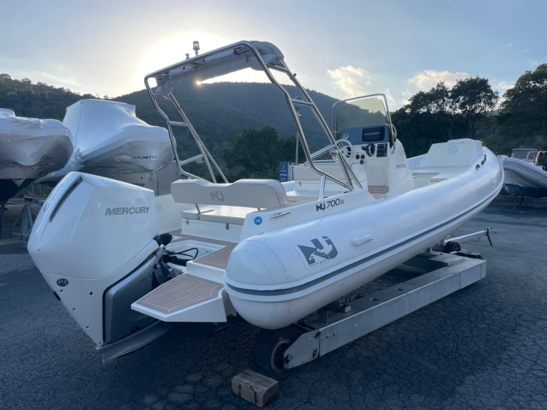 Alquiler de Nuova Jolly NJ 700 XL en Monaco-Ville