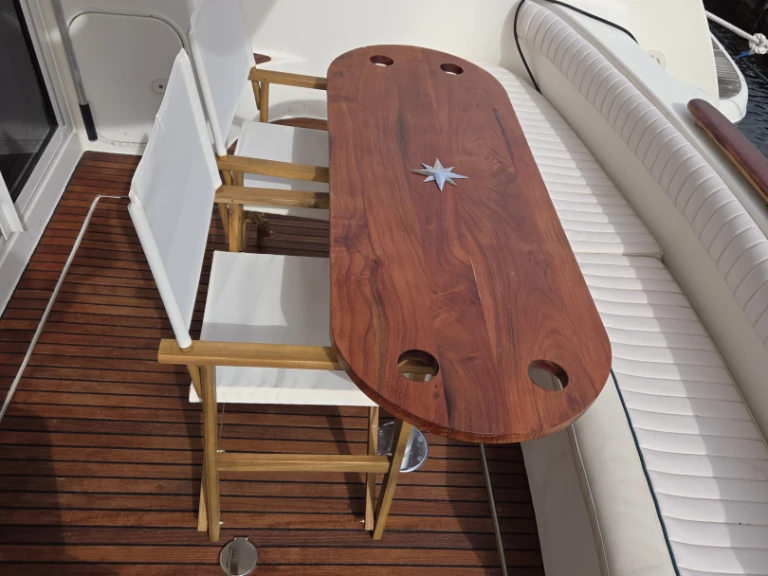 Alquiler de embarcaciones Jeanneau Prestige 36 Fly enToulon en Samboat